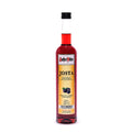 Hoffer Alter - Josta 20% - 500 ml - Schlanke 500-ml-Flasche Josta-Likör mit rotem Inhalt und gelbem Etikett, schwarze Schrift.